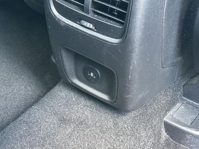 FORD Kuga Photo 44