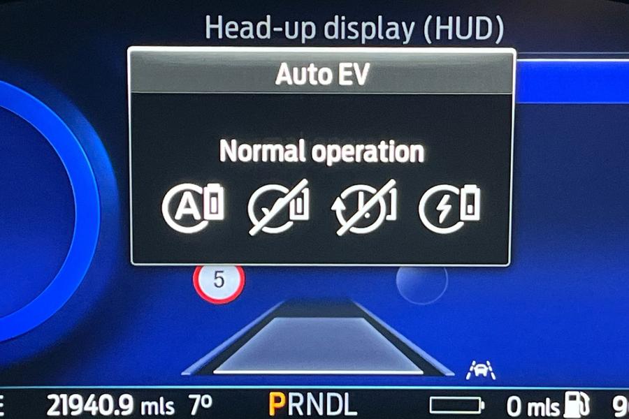 Ford KUGA Photo autoimg-cf331bc2ab9179d24007897bad7b51916d6d50c0.jpg