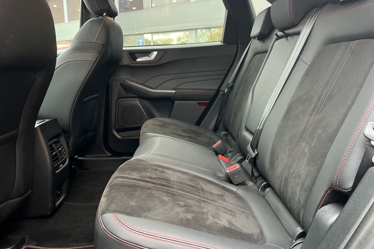 Ford KUGA Photo 19
