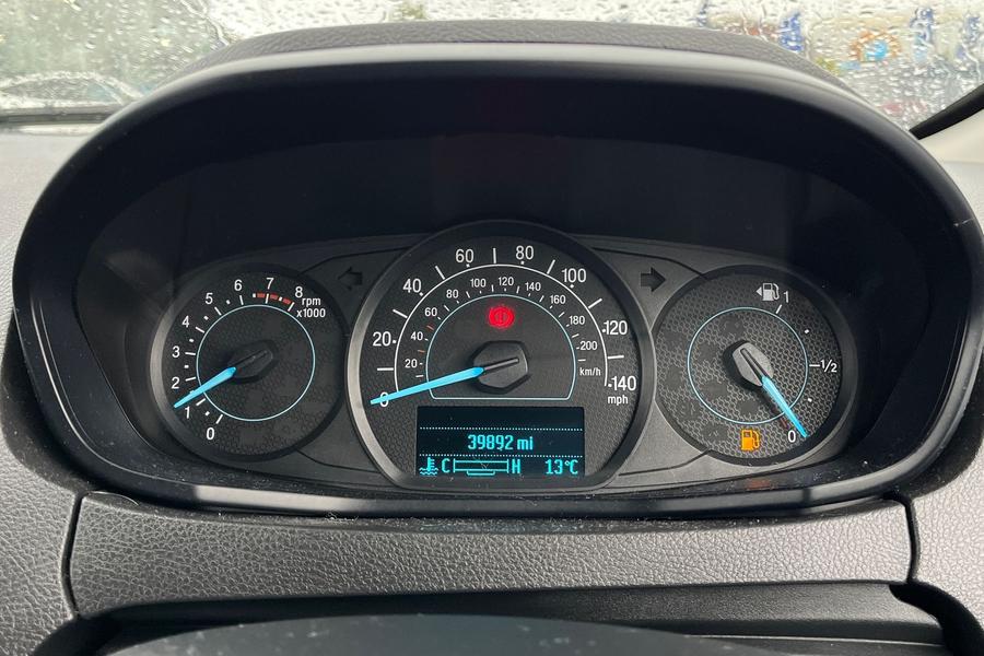 Ford KA+ Photo autoimg-cf38e3f056c0ad3fd2a0f6a0b5100b9f0ad87b29.jpg