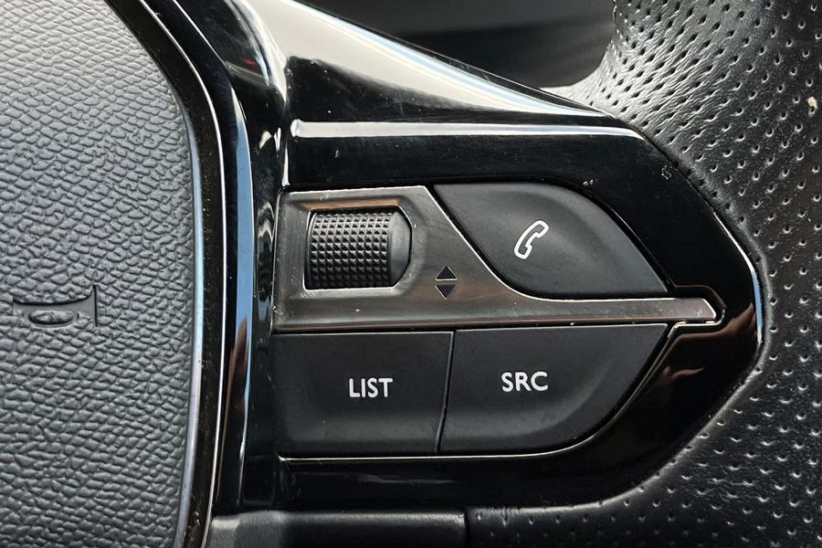 Peugeot 2008 Photo autoimg-cf392088e38dfba7ff1e70ff3a0fb6fe484fe5ef.jpg