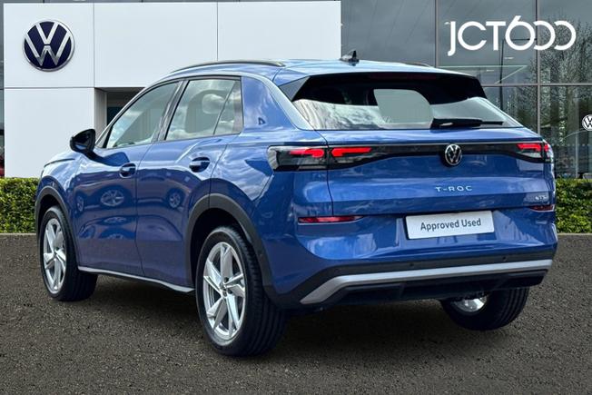 VOLKSWAGEN T-Roc Photo 3