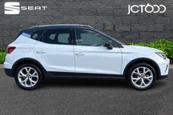 SEAT Arona Photo 4