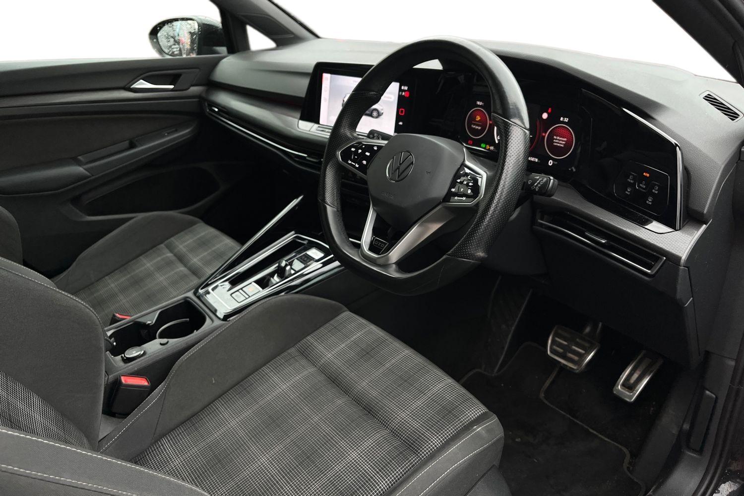 Volkswagen GOLF Photo 8