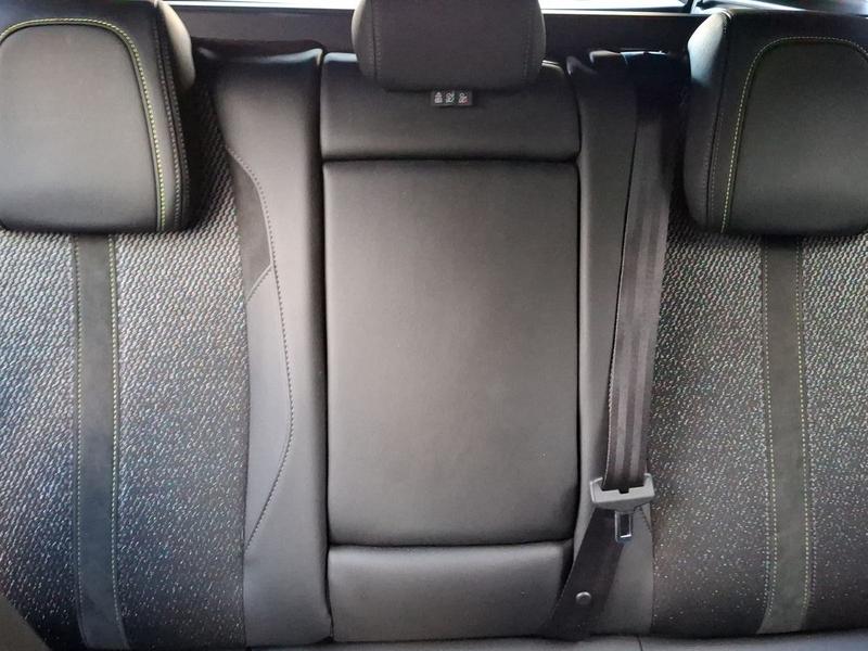 Used Peugeot 308 SW KS25OCX 29
