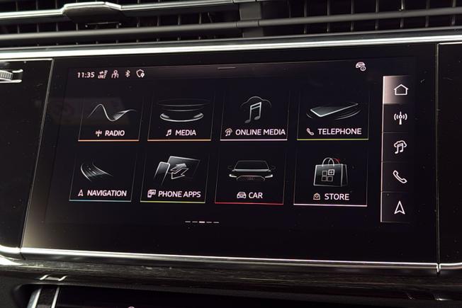 Audi Q8 Photo 35