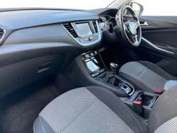 VAUXHALL Grandland X Photo 2