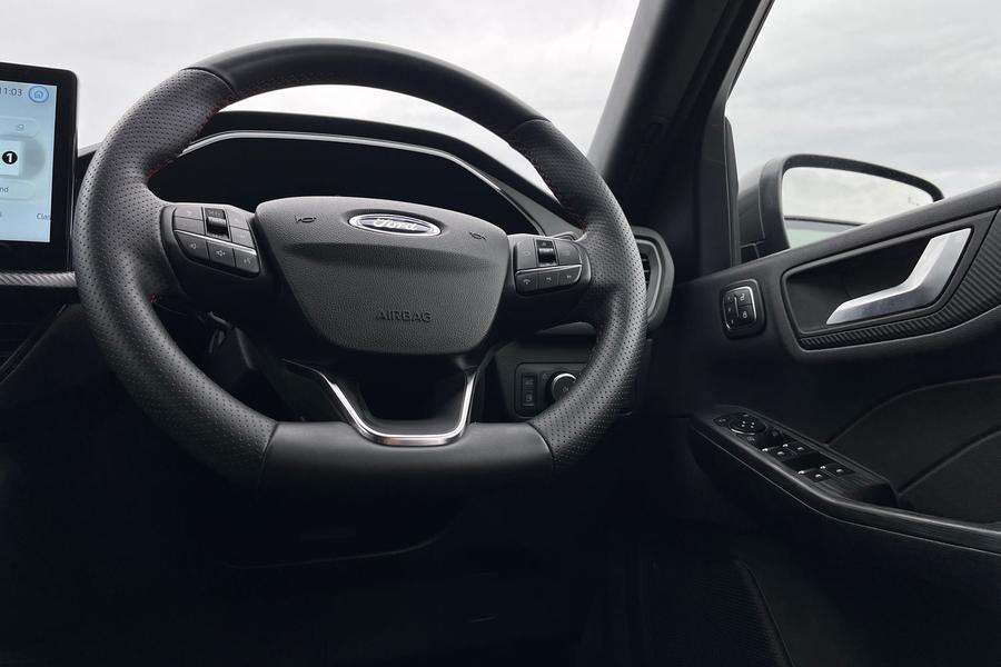 Ford Kuga Photo autoimg-cf43d21c714957405af75de4473a3a4e4dcc2fd7.jpg