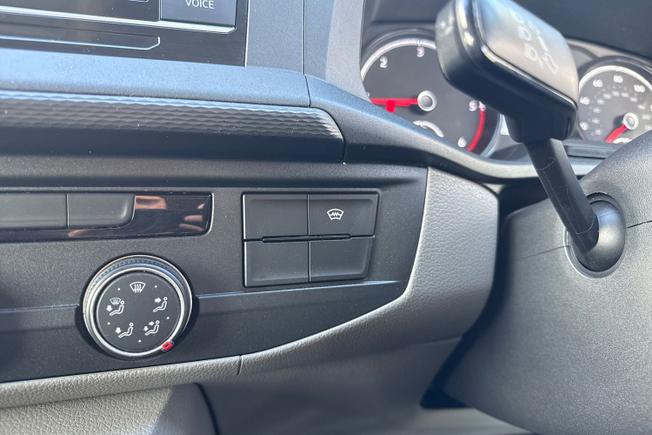 VOLKSWAGEN Transporter Photo 37