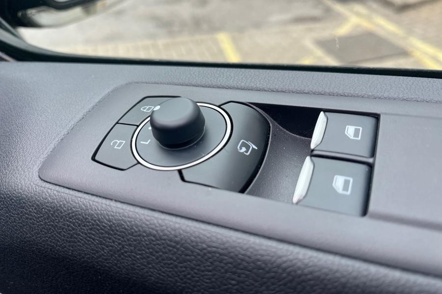 Ford TRANSIT CUSTOM Photo autoimg-cf471fa72da567392da7c557d5329550c487f500.jpg