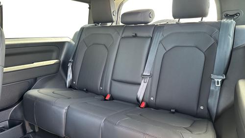 Land Rover Defender Photo autoimg-cf4787d5b6816f4469b97b5b921f6f7cff66495d.jpg