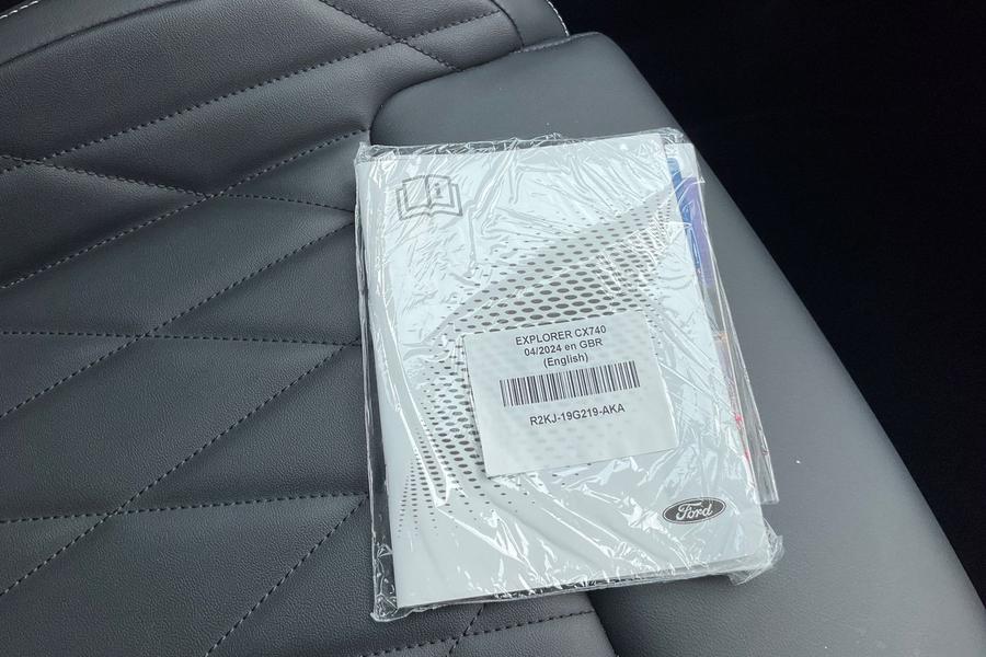 Ford Explorer Photo autoimg-cf492d45250b243c7e8957f4cade99fba2445a59.jpg