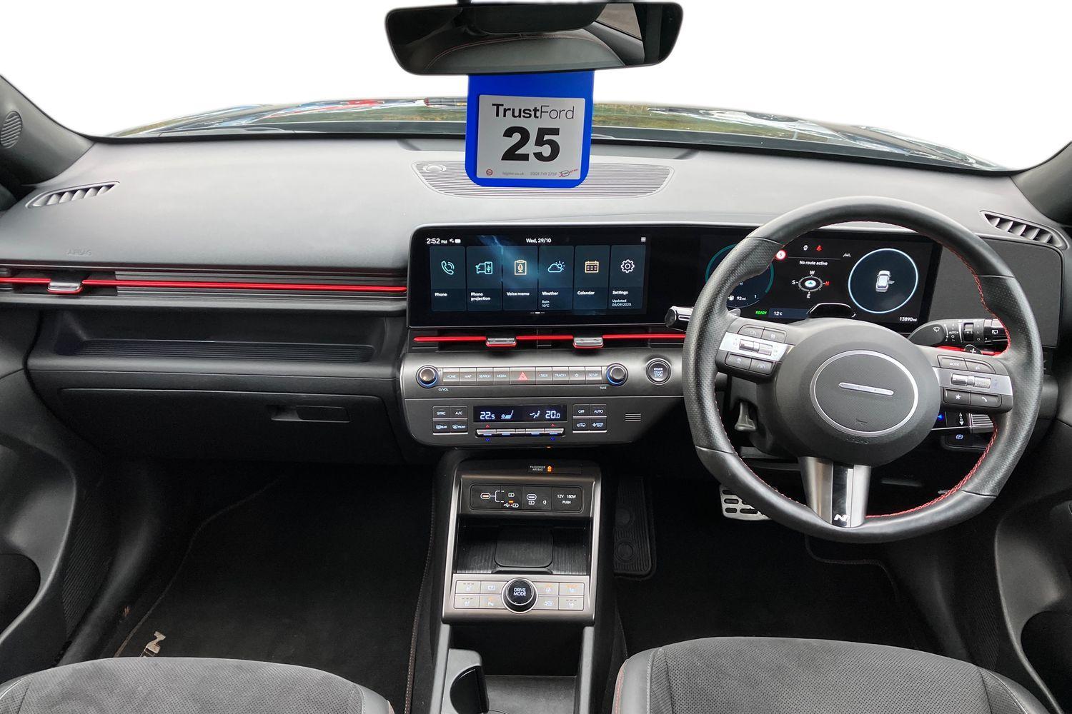 Hyundai KONA Photo 9