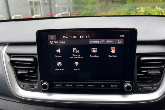 Kia Stonic Photo autoimg-cf4bb73ce33985f9d5aace98865a18cff5e2f40d.jpg