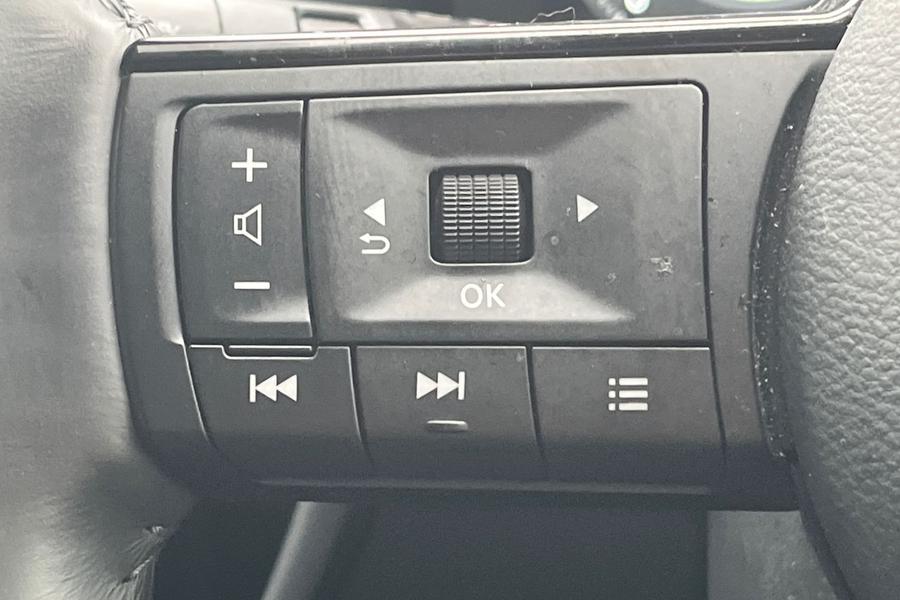 Nissan QASHQAI Photo autoimg-cf4d6008675a81729cef19f38e7450a7a6b9c08b.jpg