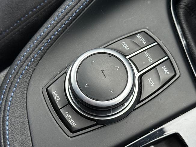 BMW X1 Photo 32