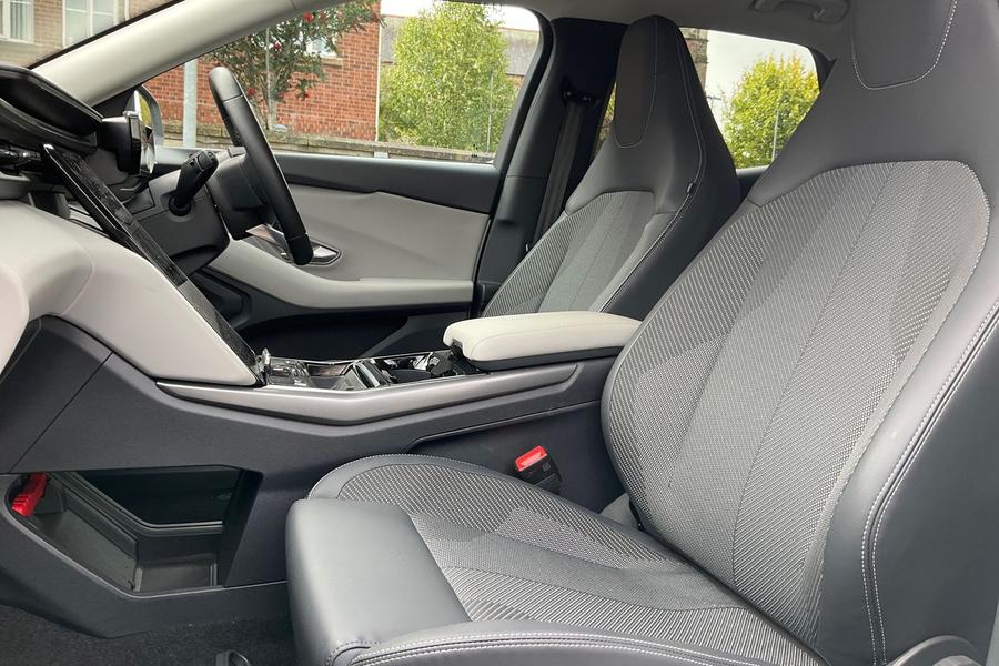 Ford Explorer Photo autoimg-cf4ef5828a94dad963f7a83f7387676649f8656e.jpg