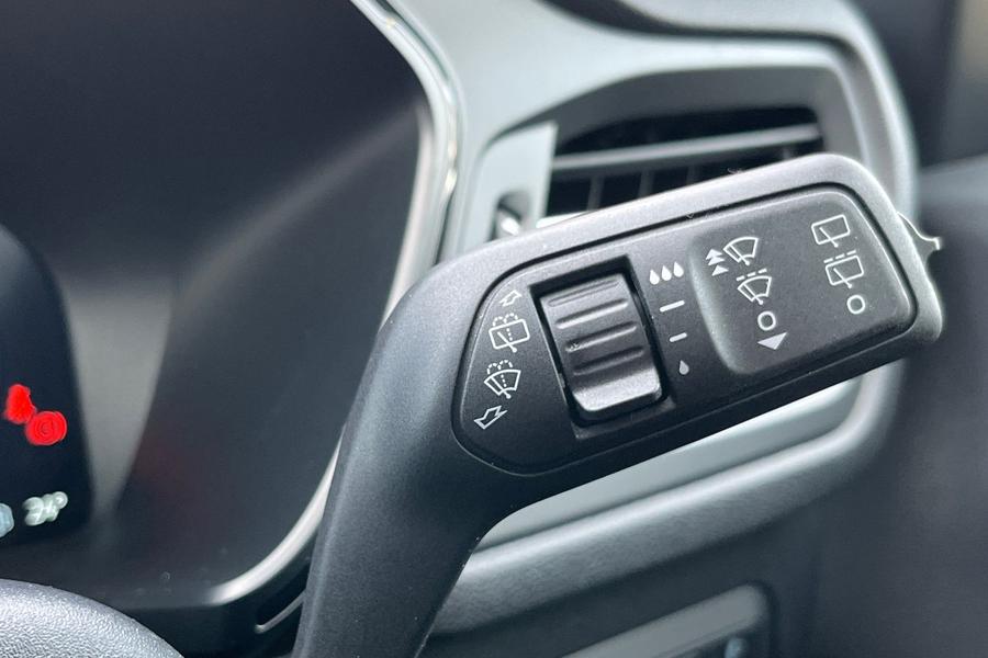 Ford KUGA Photo autoimg-cf516c4238b7770fa98fc45a59a9ffabe56bbaf6.jpg