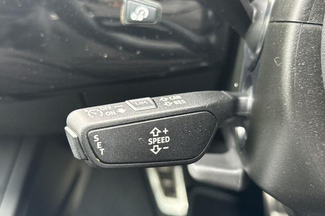 AUDI A4 Avant Photo 32