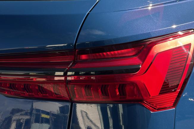 AUDI Rs6 Avant Photo 18