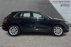 AUDI Q3 Photo 4