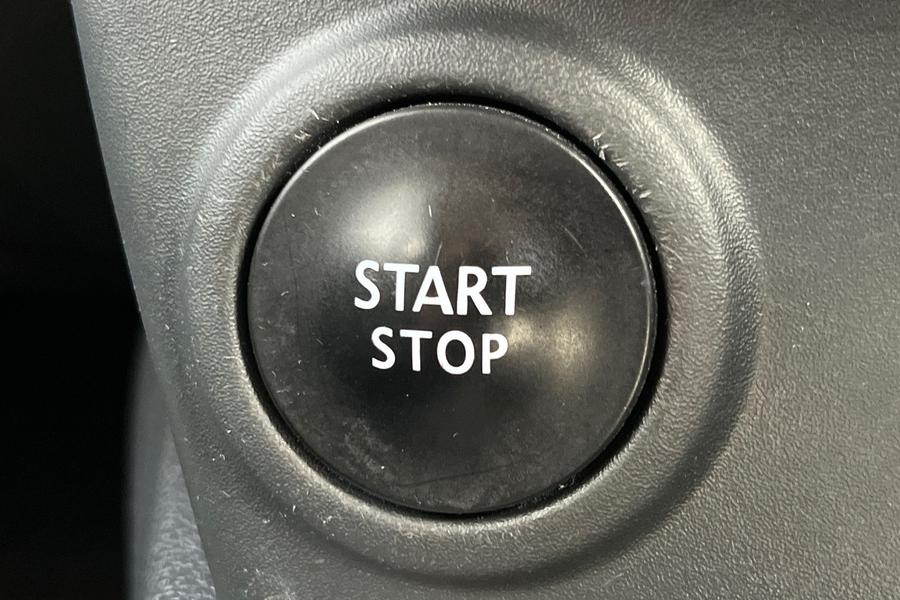 Renault CLIO Photo autoimg-cf57735f825750a014012d9da631f4783d9df8b7.jpg