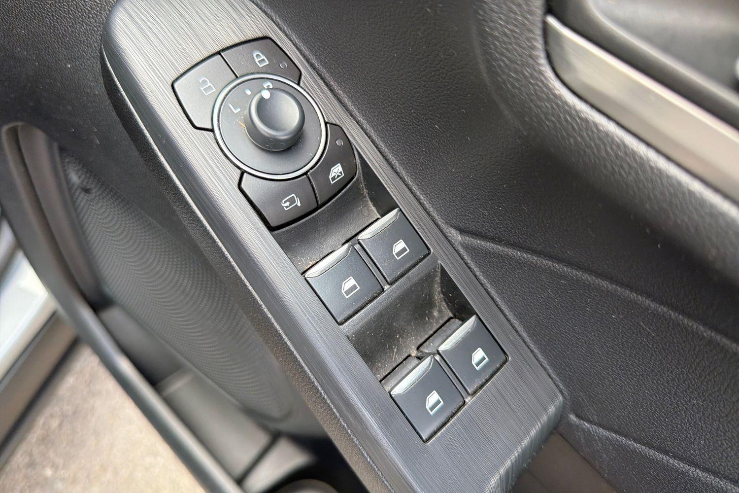 Ford Kuga Photo 15