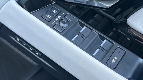 Land Rover Range Rover Evoque Photo autoimg-cf5952614b9d074708a236fd0231035f561b81de.jpg