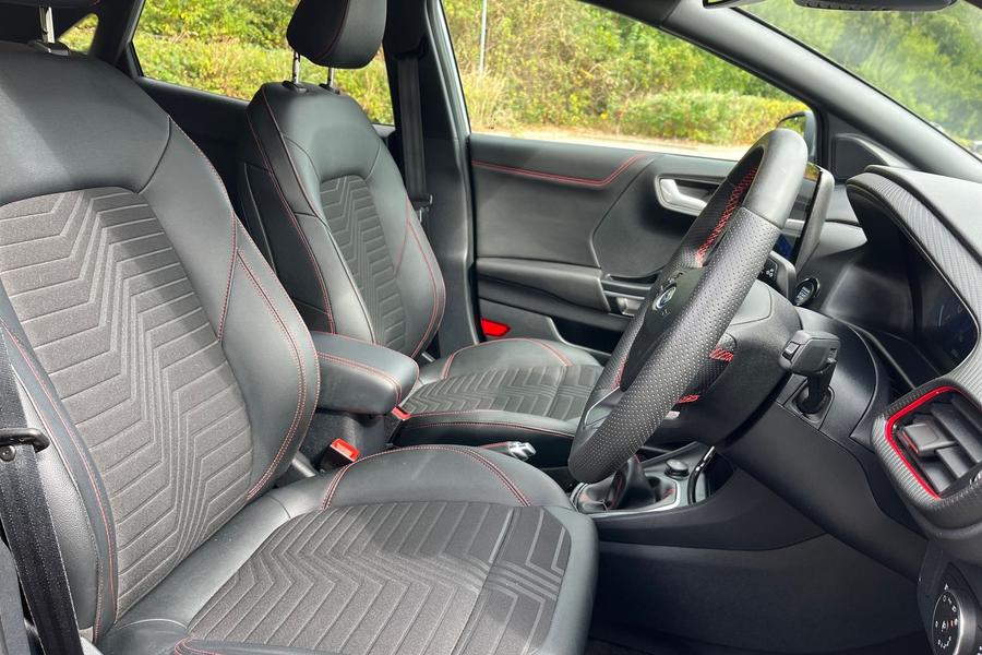 Ford Puma Photo autoimg-cf5a30bf8b8d93bb793b71c5cd4affef00f817a6.jpg