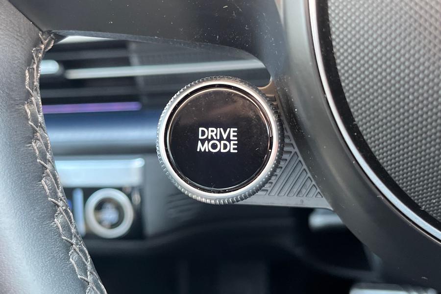 Hyundai IONIQ 6 Photo autoimg-cf5d0cbfb06c8f261be7c97d04206e9c7cb821f9.jpg