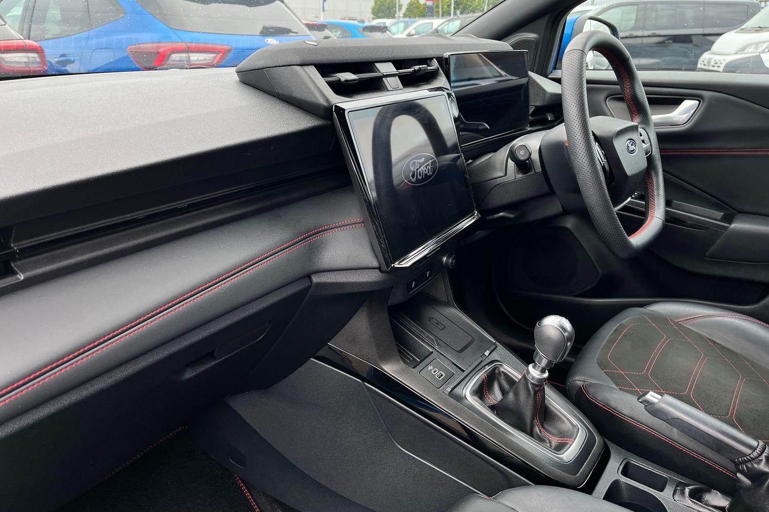 Ford PUMA Photo 17