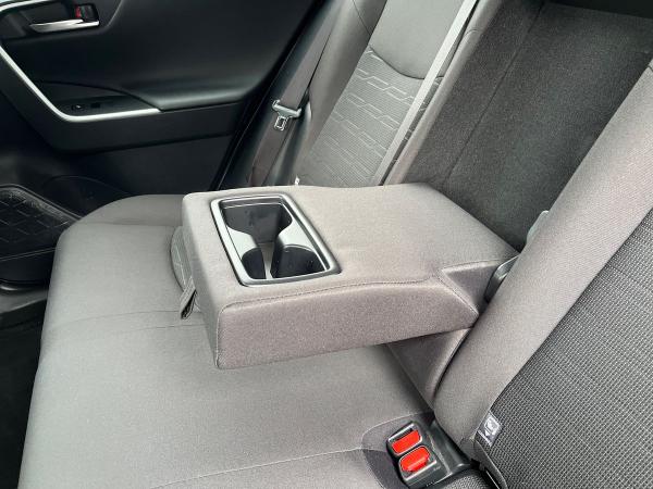 Toyota RAV4 Photo autoimg-cf6158feebee0aedcff546538d37116cd21d8655.jpg
