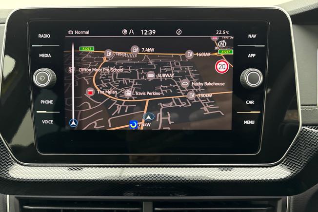Volkswagen  T-Cross  Photo 14