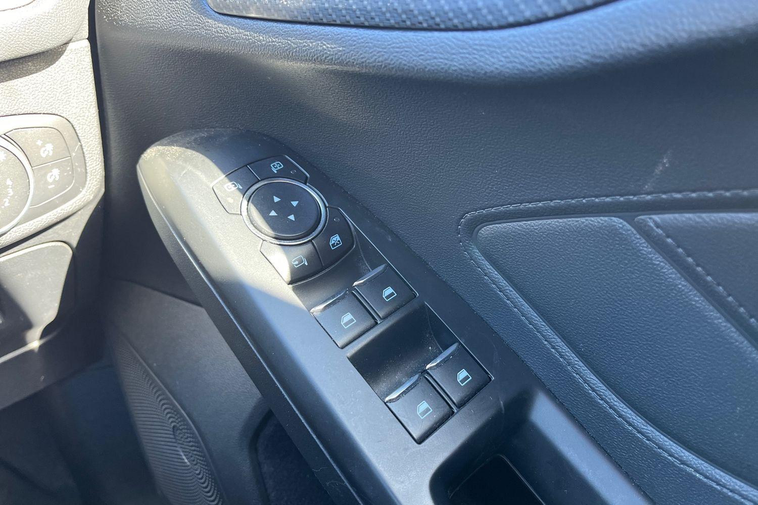 Ford FOCUS Photo 15