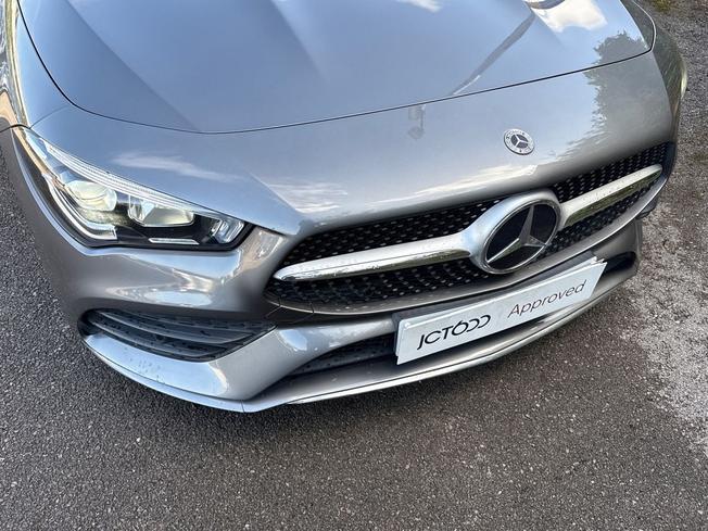 MERCEDES-BENZ CLA Class Photo 29