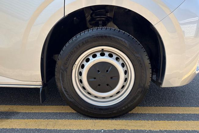 VOLKSWAGEN Transporter Photo 5