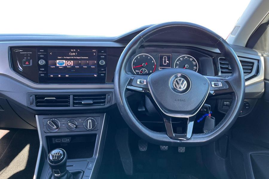 Volkswagen Polo Photo autoimg-cf68f5a078543e654d2bb9720cec9eb60e87355e.jpg