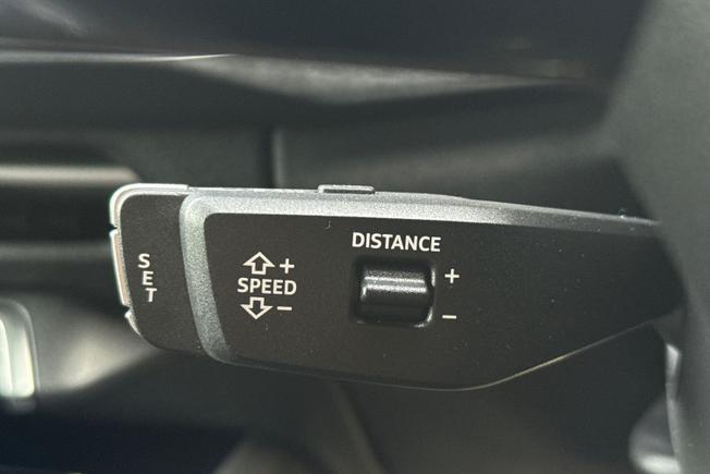 Audi Q3 Photo 40