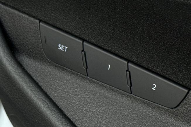 Audi Q8 Photo 37