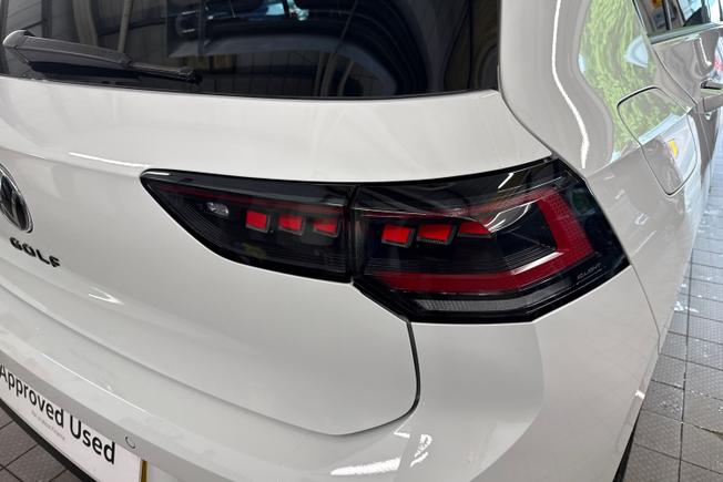 Volkswagen Golf Photo 18