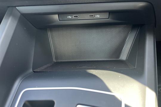 Volkswagen Golf Photo autoimg-cf6e60c35f8ee8475f6ae65b8475c6b850b03b15.jpg