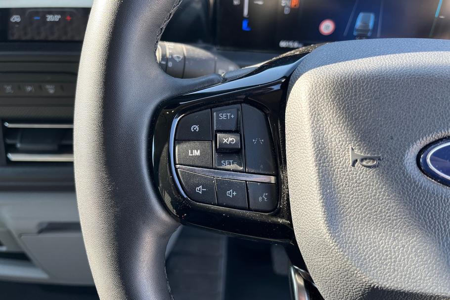 Used FORD E-TRANSIT CUSTOM LD74XDS 38