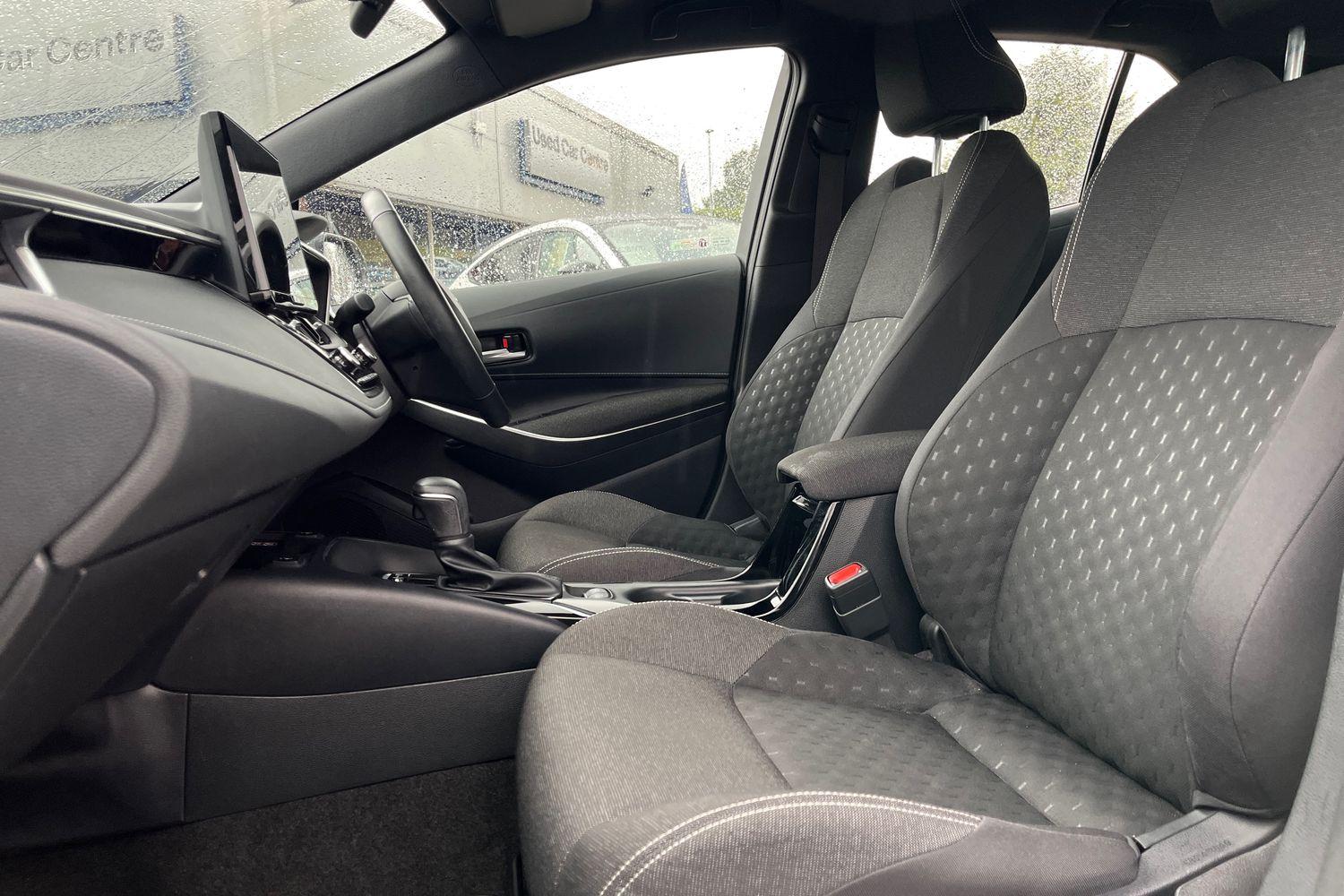 Toyota Corolla Photo 18
