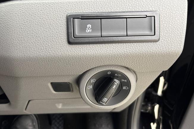 VOLKSWAGEN Transporter Photo 28