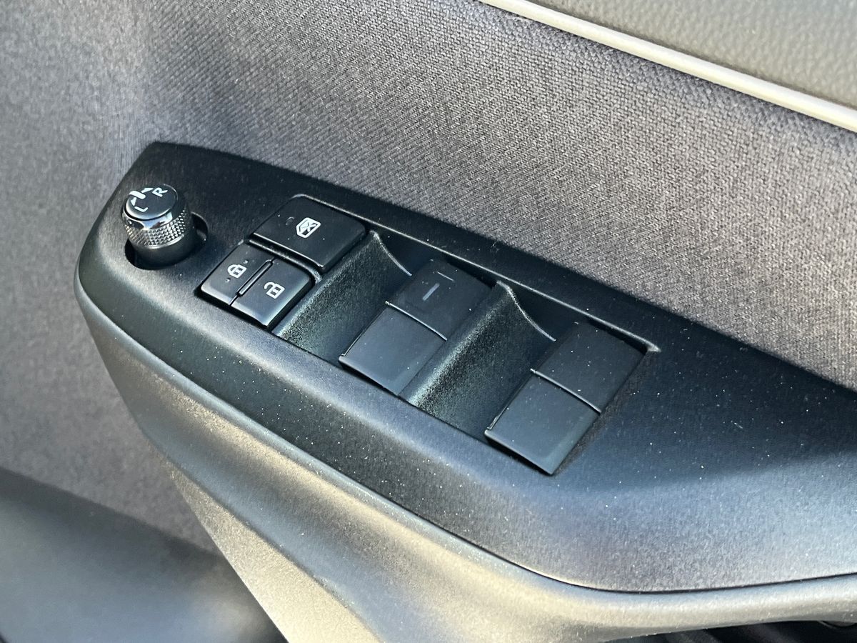 Toyota Yaris Photo 25