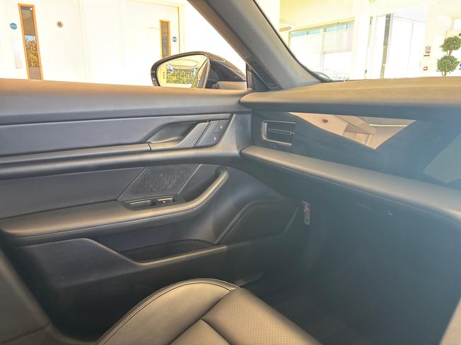 PORSCHE Taycan Photo 40