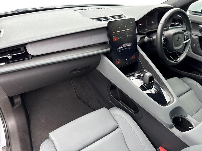 POLESTAR Polestar 2 Photo 2