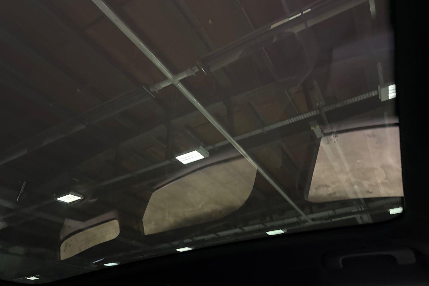 Ford Explorer Photo 24