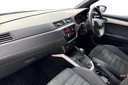 SEAT Arona Photo 2