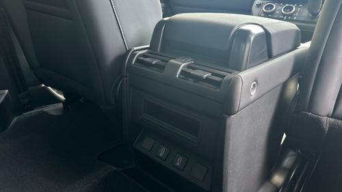 Land Rover Defender Photo autoimg-cf838472960ad32bd8d8aff54e056cc2c79b8f69.jpg